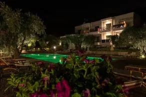 Ipsario Garden - Image 2