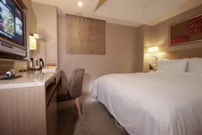Li Yuan Hotel - Image 5