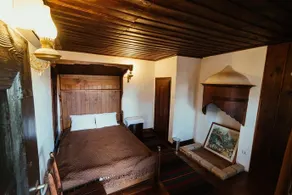 Zoev House - Image 4