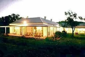 Portee Station Suites Blanche Town - Image 4