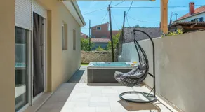 Villa Donato with Jacuzzi - Image 3