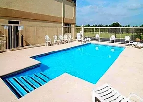 Comfort Inn Muskogee - Image 5