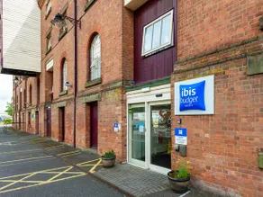 Ibis budget Burton upon Trent Centre - Image 4