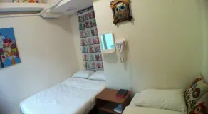 Alhambra Guest House - Image 2
