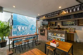 Nudel Room & Cafe - Image 4
