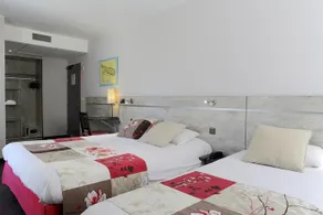 Hôtel Le Castel - Image 3