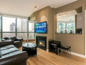 Condo In Downtown Vancouver - Image 2