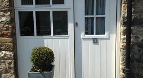 Kings Arms Pub & Rooms - Image 3