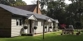 Garden Cottage Bed and Breakfast - Image 2
