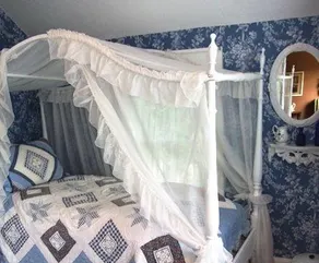 Old Victorian Farmhouse Bed & Breakfast - Image 4