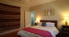Pope's Beach House Getaway - Image 5