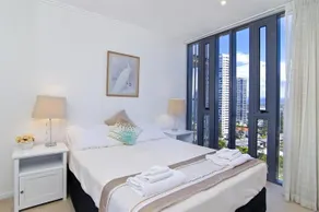 Verve Broadbeach Ocean View - Image 3