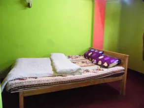 Monkey Temple Backpackers Hostel - Image 3