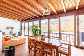 Peaceful country Villa located in the municipality of La Antigua. - Image 1