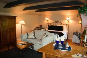 Post House Inn - Image 3