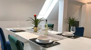 BRIGHT - XXL-Apartment - 10 Guests - 2 Apartments - 2 Kitchen - 2 Parking - Image 2
