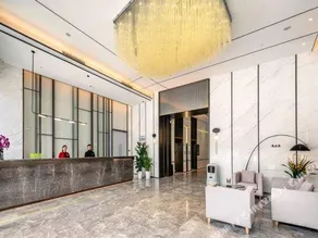 Yifan Hotel - Image 4