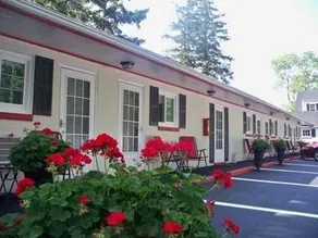Inn Niagara - Image 2