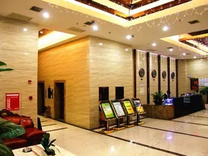 Mellow Orange Hotel - Image 4