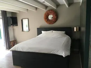 Amsteldam Bed & Breakfast - Image 3