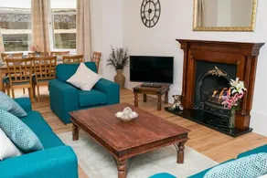 Queen Margaret Apartment - Image 3