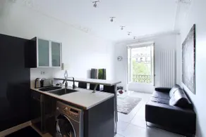 Furnished Suites Near Arc De Triomphe - Image 5