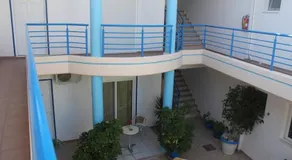 Acapulco Apartments - Image 4
