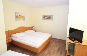 Hössl - Image 2