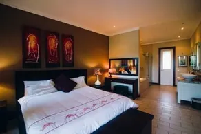 Luxury 3 bedroom Maisonette - Image 4