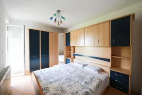 Lakeside Apartment - Image 5