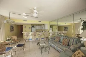 Pelican Beach Resort 1011 - Image 4