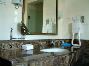 Hefei Yuanyi Shuangfeng Lake Holiday Villa Hotel - Image 3
