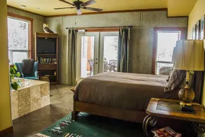 Owlhead Creek Bed & Breakfast - Image 3