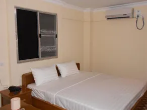 May Flower Inn - Image 4