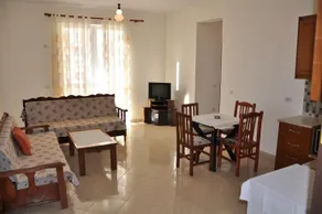 Ernest Apartment - Image 4