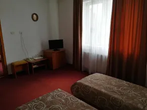Hotel Lotus - Image 5