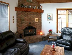 Broecheler Inn - Image 4