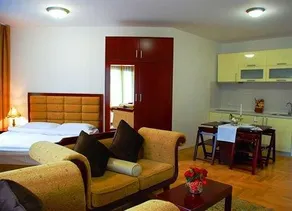 Hotel Magnolia Tivat - Image 4