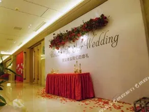 Huafeng Huatian Hotel - Image 4