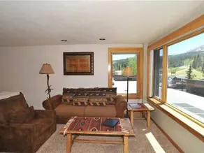 RedAwning Peak 9 Inn- Liftside 4209 - Image 4