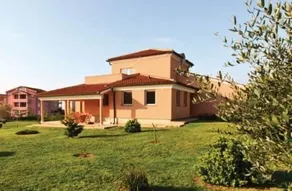 Holiday Home Mirna Medulin - Image 2