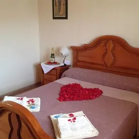 Hostel Reina - Image 2