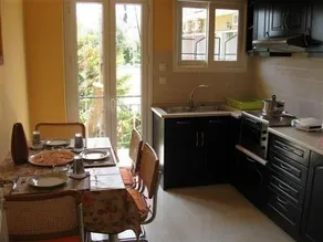 Alexandra Apartment - Image 4