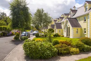Riverside Holiday Homes - Image 1