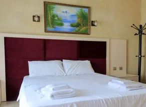 Lapida Hotel - Image 2