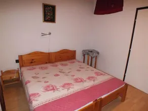 Vadrozsa Vendeghaz - Image 5