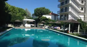 Le Grand Hotel Riccione - Image 2