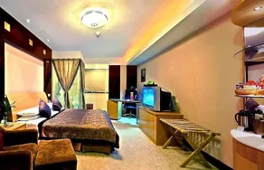 Legend Holiday Hotel - Image 5