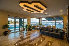 Sea Life Hotel - Image 2