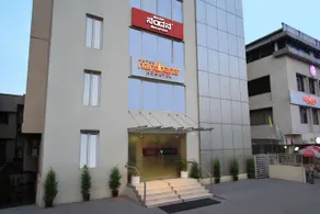 Nandhana Homotel - Image 2